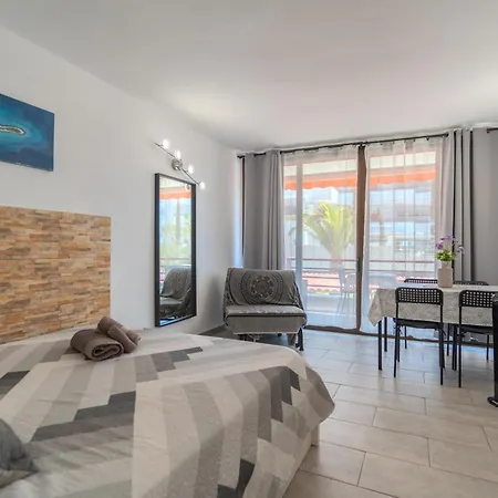 Apartment Sea View In Puerto Colon Terrace And Pool Costa Adeje (Tenerife)